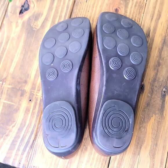 Forever Young Shoes. Vintage. Faux Leather. Size 7. - Picture 6 of 6